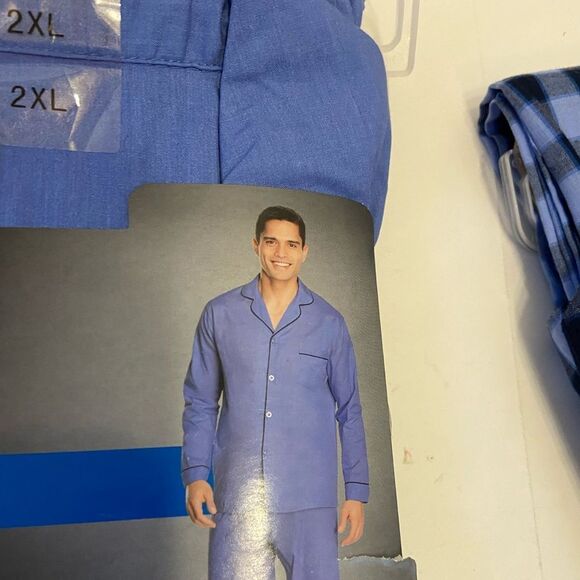 Hanes Other - New Mens Hanes pajamas pants and shirt set Xxl blue